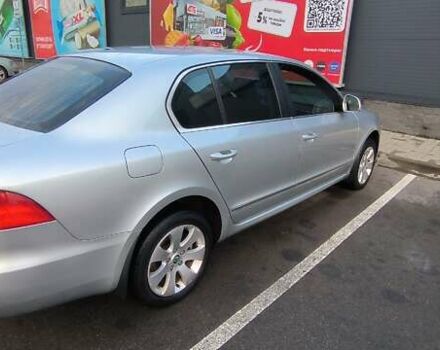 Серый Шкода Суперб, объемом двигателя 1.8 л и пробегом 228 тыс. км за 11100 $, фото 29 на Automoto.ua