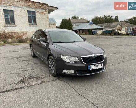 Серый Шкода Суперб, объемом двигателя 1.97 л и пробегом 278 тыс. км за 11400 $, фото 14 на Automoto.ua