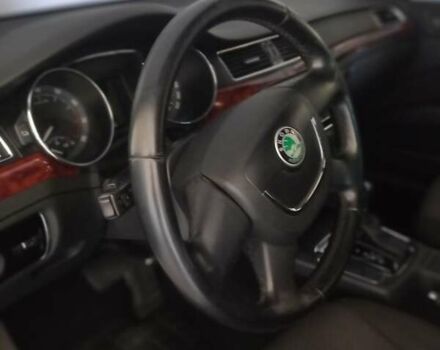 Серый Шкода Суперб, объемом двигателя 1.79 л и пробегом 149 тыс. км за 9000 $, фото 9 на Automoto.ua