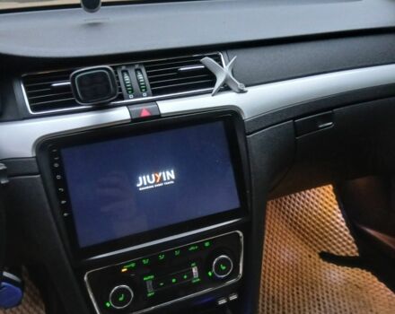 Серый Шкода Суперб, объемом двигателя 1.8 л и пробегом 230 тыс. км за 8000 $, фото 9 на Automoto.ua