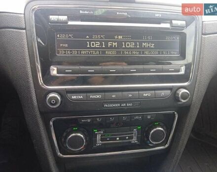 Серый Шкода Суперб, объемом двигателя 1.6 л и пробегом 293 тыс. км за 7700 $, фото 9 на Automoto.ua