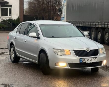 Сірий Шкода Суперб, об'ємом двигуна 2 л та пробігом 245 тис. км за 9900 $, фото 2 на Automoto.ua
