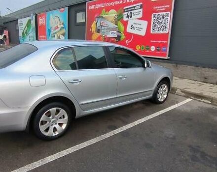 Серый Шкода Суперб, объемом двигателя 1.8 л и пробегом 228 тыс. км за 11100 $, фото 19 на Automoto.ua