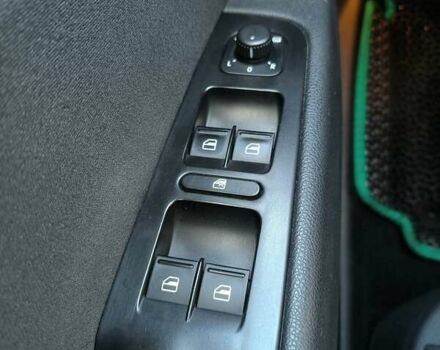 Серый Шкода Суперб, объемом двигателя 1.8 л и пробегом 228 тыс. км за 11100 $, фото 38 на Automoto.ua