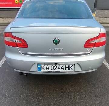 Серый Шкода Суперб, объемом двигателя 1.8 л и пробегом 228 тыс. км за 11100 $, фото 28 на Automoto.ua