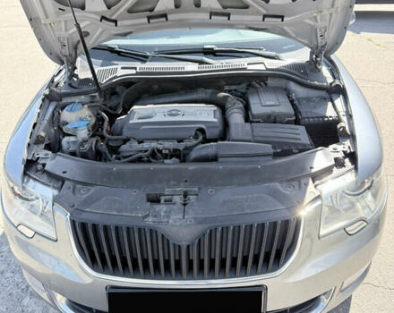 Сірий Шкода Суперб, об'ємом двигуна 1.8 л та пробігом 338 тис. км за 7100 $, фото 33 на Automoto.ua