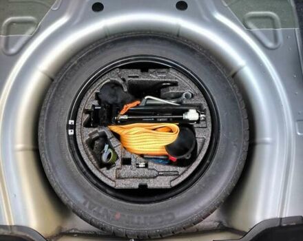 Серый Шкода Суперб, объемом двигателя 1.8 л и пробегом 230 тыс. км за 10000 $, фото 12 на Automoto.ua