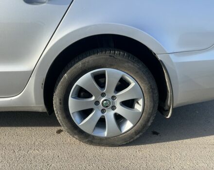 Серый Шкода Суперб, объемом двигателя 1.8 л и пробегом 235 тыс. км за 7200 $, фото 20 на Automoto.ua