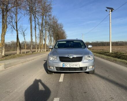 Серый Шкода Суперб, объемом двигателя 1.8 л и пробегом 235 тыс. км за 7200 $, фото 1 на Automoto.ua