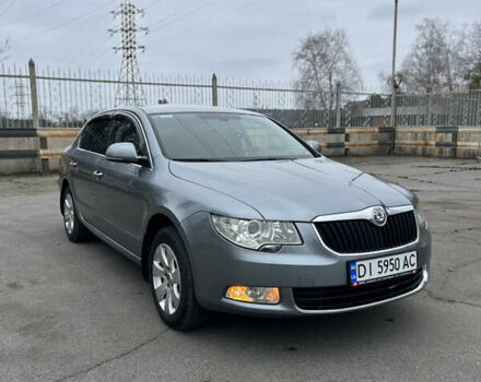 Серый Шкода Суперб, объемом двигателя 1.8 л и пробегом 193 тыс. км за 8200 $, фото 2 на Automoto.ua