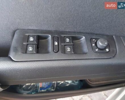 Серый Шкода Суперб, объемом двигателя 1.78 л и пробегом 73 тыс. км за 11300 $, фото 15 на Automoto.ua