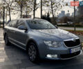 Серый Шкода Суперб, объемом двигателя 1.8 л и пробегом 235 тыс. км за 8800 $, фото 1 на Automoto.ua