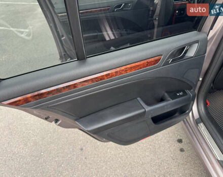 Сірий Шкода Суперб, об'ємом двигуна 1.97 л та пробігом 242 тис. км за 9800 $, фото 16 на Automoto.ua