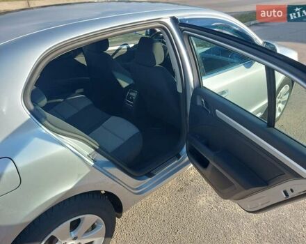 Серый Шкода Суперб, объемом двигателя 1.78 л и пробегом 73 тыс. км за 11300 $, фото 8 на Automoto.ua