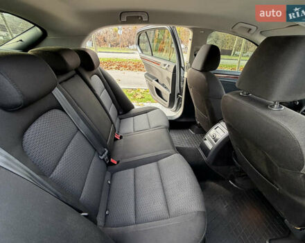 Серый Шкода Суперб, объемом двигателя 1.8 л и пробегом 235 тыс. км за 8800 $, фото 11 на Automoto.ua