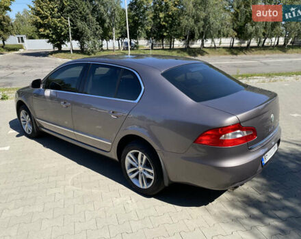 Сірий Шкода Суперб, об'ємом двигуна 1.97 л та пробігом 243 тис. км за 9950 $, фото 21 на Automoto.ua