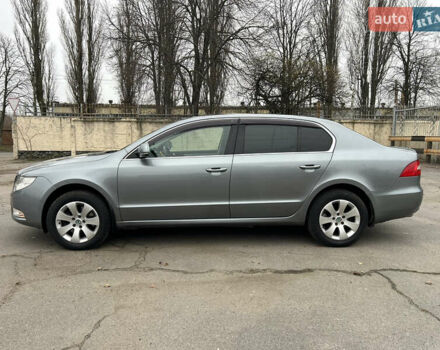 Серый Шкода Суперб, объемом двигателя 1.8 л и пробегом 193 тыс. км за 8200 $, фото 6 на Automoto.ua