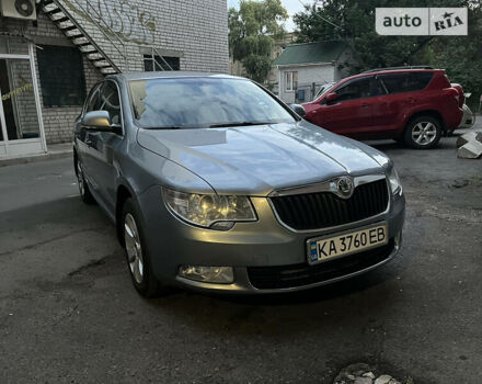 Сірий Шкода Суперб, об'ємом двигуна 1.8 л та пробігом 167 тис. км за 11500 $, фото 1 на Automoto.ua