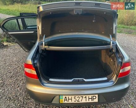 Серый Шкода Суперб, объемом двигателя 1.8 л и пробегом 157 тыс. км за 11089 $, фото 26 на Automoto.ua