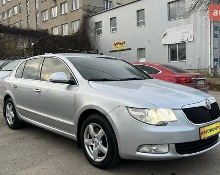 Сірий Шкода Суперб, об'ємом двигуна 2 л та пробігом 316 тис. км за 9300 $, фото 1 на Automoto.ua