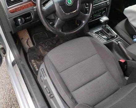 Серый Шкода Суперб, объемом двигателя 1.8 л и пробегом 212 тыс. км за 7999 $, фото 6 на Automoto.ua