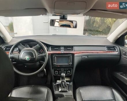 Серый Шкода Суперб, объемом двигателя 1.8 л и пробегом 146 тыс. км за 12000 $, фото 7 на Automoto.ua