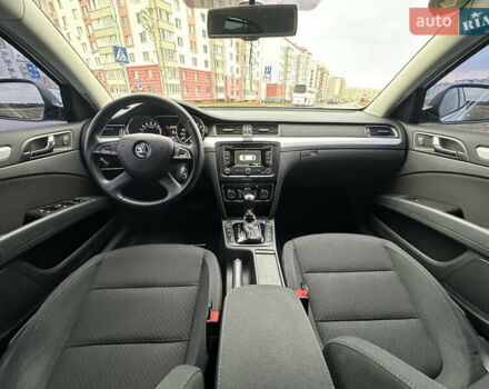Серый Шкода Суперб, объемом двигателя 1.97 л и пробегом 281 тыс. км за 12900 $, фото 39 на Automoto.ua
