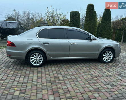 Серый Шкода Суперб, объемом двигателя 1.8 л и пробегом 230 тыс. км за 10300 $, фото 6 на Automoto.ua