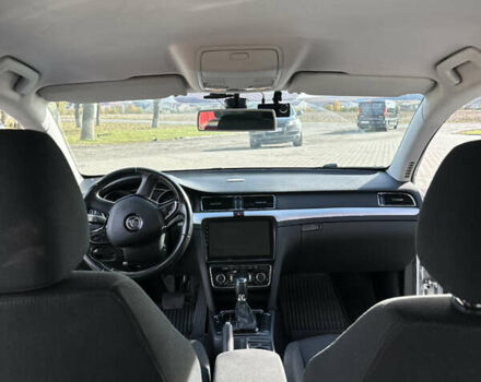 Шкода Суперб 2013 у Чернівцях на Automoto.ua Сірий Шкода Суперб, об'ємом двигуна 0 л та пробігом 161 тис. км за 9300 $, фото 10 на Automoto.ua