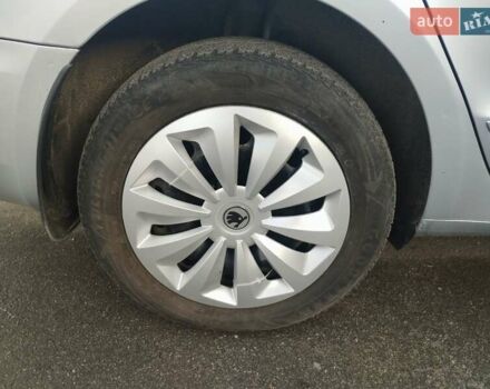 Серый Шкода Суперб, объемом двигателя 1.8 л и пробегом 146 тыс. км за 12000 $, фото 13 на Automoto.ua