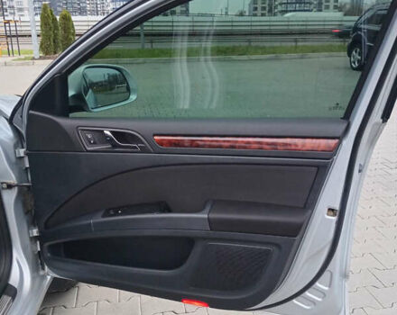 Серый Шкода Суперб, объемом двигателя 1.8 л и пробегом 184 тыс. км за 9700 $, фото 70 на Automoto.ua