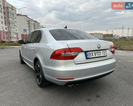 Серый Шкода Суперб, объемом двигателя 1.97 л и пробегом 281 тыс. км за 12900 $, фото 19 на Automoto.ua