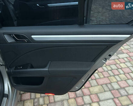 Серый Шкода Суперб, объемом двигателя 1.8 л и пробегом 230 тыс. км за 10300 $, фото 12 на Automoto.ua