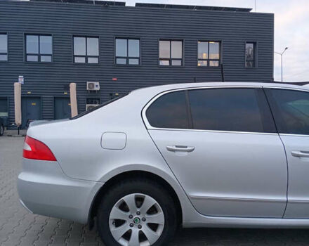 Серый Шкода Суперб, объемом двигателя 1.8 л и пробегом 184 тыс. км за 9700 $, фото 11 на Automoto.ua