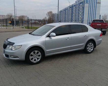 Серый Шкода Суперб, объемом двигателя 1.8 л и пробегом 184 тыс. км за 9700 $, фото 3 на Automoto.ua