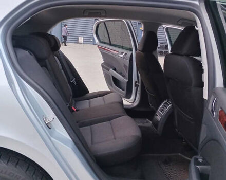 Серый Шкода Суперб, объемом двигателя 1.8 л и пробегом 184 тыс. км за 9700 $, фото 40 на Automoto.ua