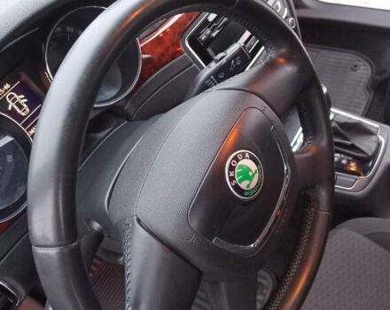 Серый Шкода Суперб, объемом двигателя 1.8 л и пробегом 184 тыс. км за 9700 $, фото 48 на Automoto.ua