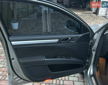 Серый Шкода Суперб, объемом двигателя 1.8 л и пробегом 230 тыс. км за 10300 $, фото 17 на Automoto.ua