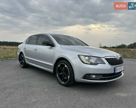 Серый Шкода Суперб, объемом двигателя 1.97 л и пробегом 281 тыс. км за 12900 $, фото 12 на Automoto.ua