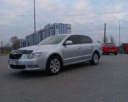 Серый Шкода Суперб, объемом двигателя 1.8 л и пробегом 184 тыс. км за 9700 $, фото 1 на Automoto.ua