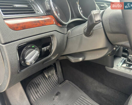 Сірий Шкода Суперб, об'ємом двигуна 1.8 л та пробігом 184 тис. км за 8300 $, фото 12 на Automoto.ua