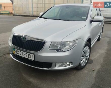 Серый Шкода Суперб, объемом двигателя 1.8 л и пробегом 146 тыс. км за 12000 $, фото 1 на Automoto.ua