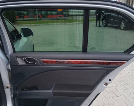 Серый Шкода Суперб, объемом двигателя 1.8 л и пробегом 184 тыс. км за 9700 $, фото 69 на Automoto.ua