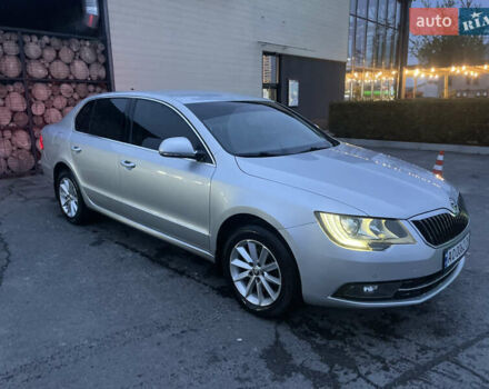 Серый Шкода Суперб, объемом двигателя 2 л и пробегом 300 тыс. км за 11600 $, фото 2 на Automoto.ua