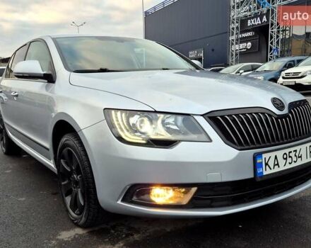 Серый Шкода Суперб, объемом двигателя 1.8 л и пробегом 167 тыс. км за 11800 $, фото 1 на Automoto.ua