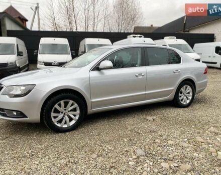 Сірий Шкода Суперб, об'ємом двигуна 2 л та пробігом 315 тис. км за 10800 $, фото 2 на Automoto.ua