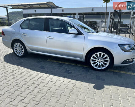 Серый Шкода Суперб, объемом двигателя 2 л и пробегом 295 тыс. км за 11200 $, фото 2 на Automoto.ua