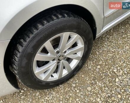 Сірий Шкода Суперб, об'ємом двигуна 2 л та пробігом 315 тис. км за 10800 $, фото 17 на Automoto.ua