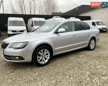 Сірий Шкода Суперб, об'ємом двигуна 2 л та пробігом 315 тис. км за 10800 $, фото 1 на Automoto.ua