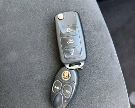 Сірий Шкода Суперб, об'ємом двигуна 1.97 л та пробігом 181 тис. км за 17500 $, фото 24 на Automoto.ua